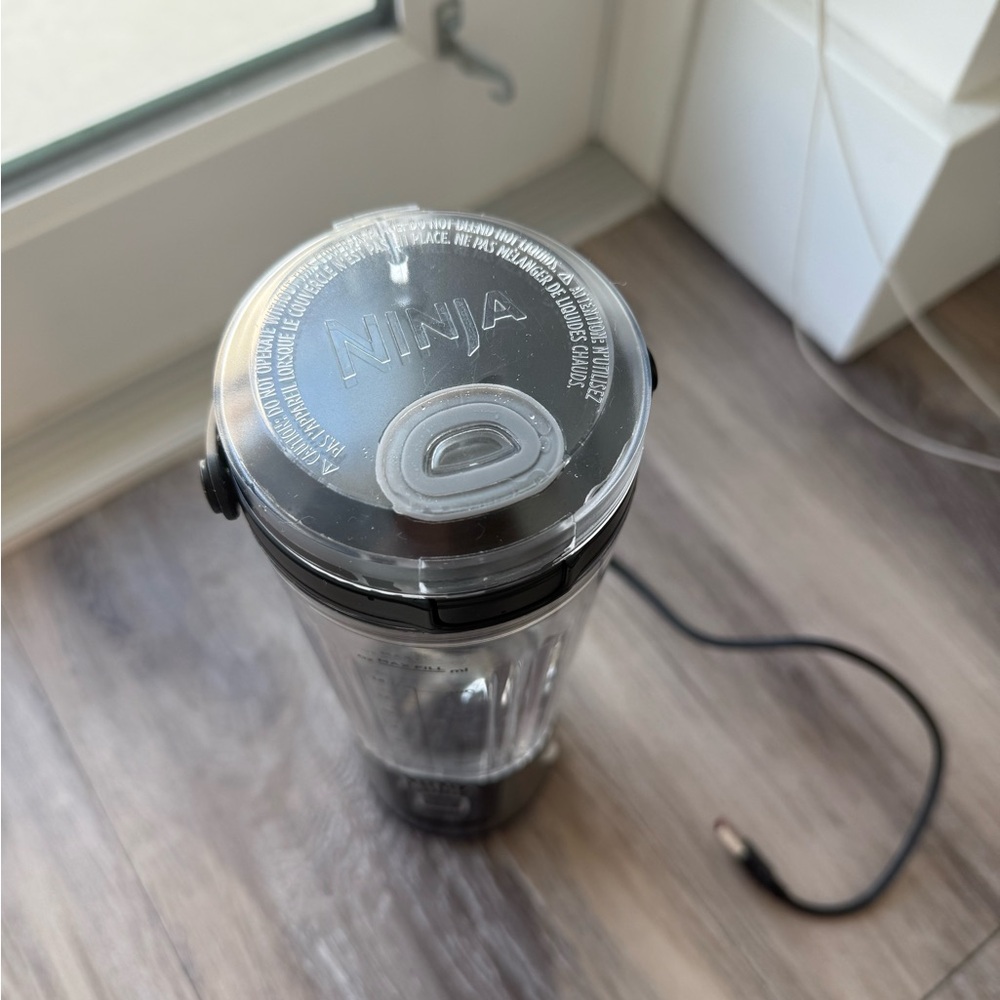 Ninja Blast Portable Blender - Clear and Black Travel Cup - Picture 2 of 10